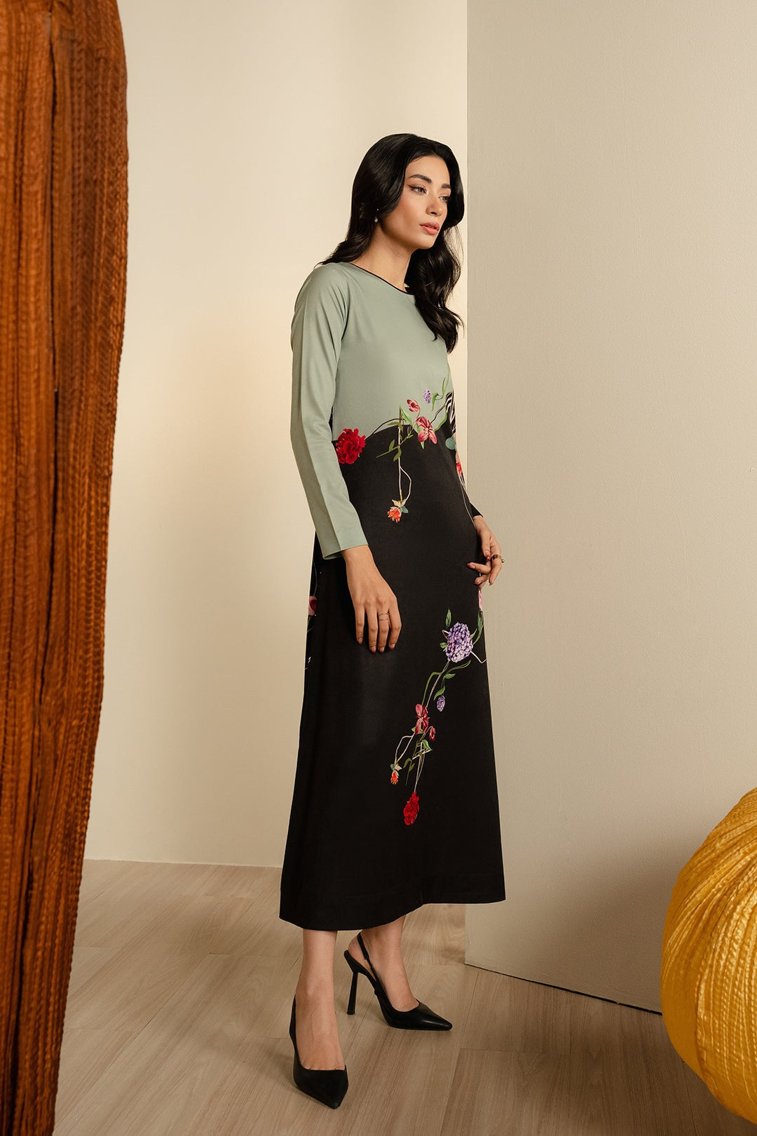 TBC - Ainyor Dress